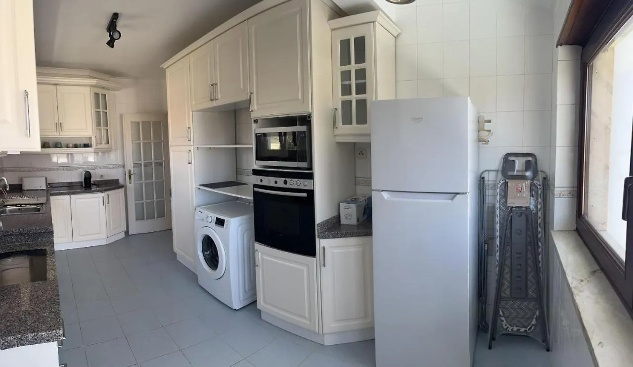 Happy Holiday Cascais - Parede Apartment